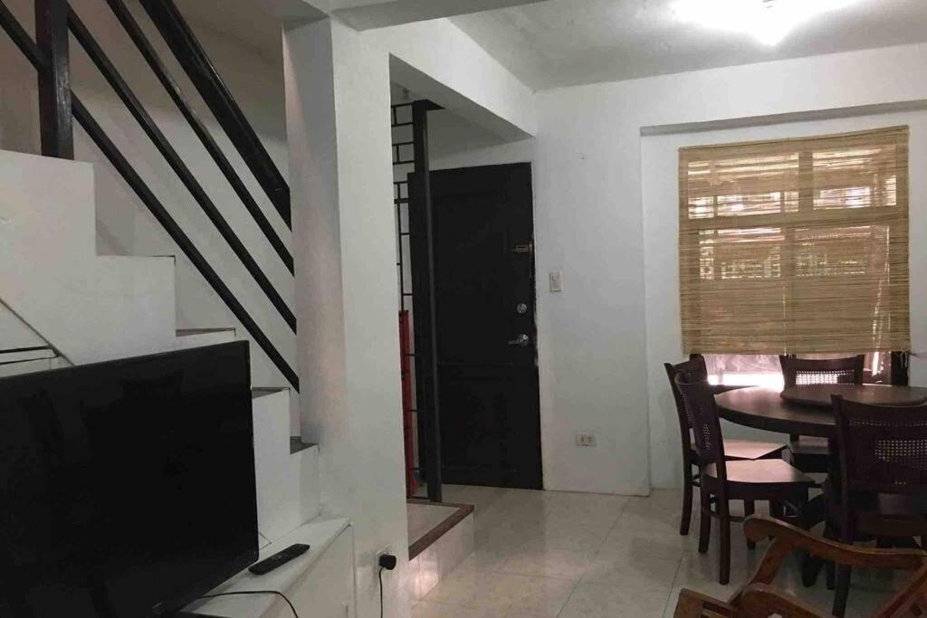 Buder Townhouse Lias Marilao Bulacan Philippines Eksteriør bilde